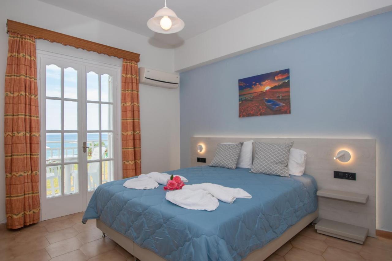 Baywatch Apartments On The Beach By "Elite" Amoudi Eksteriør bilde